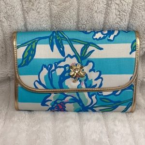 Lilly Pulitzer Spring Fling Clutch Tossing the line Shorely Blue GUC
